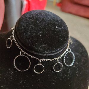 7.5" Gunmetal Circle Dangle Charms Bracelet Simple